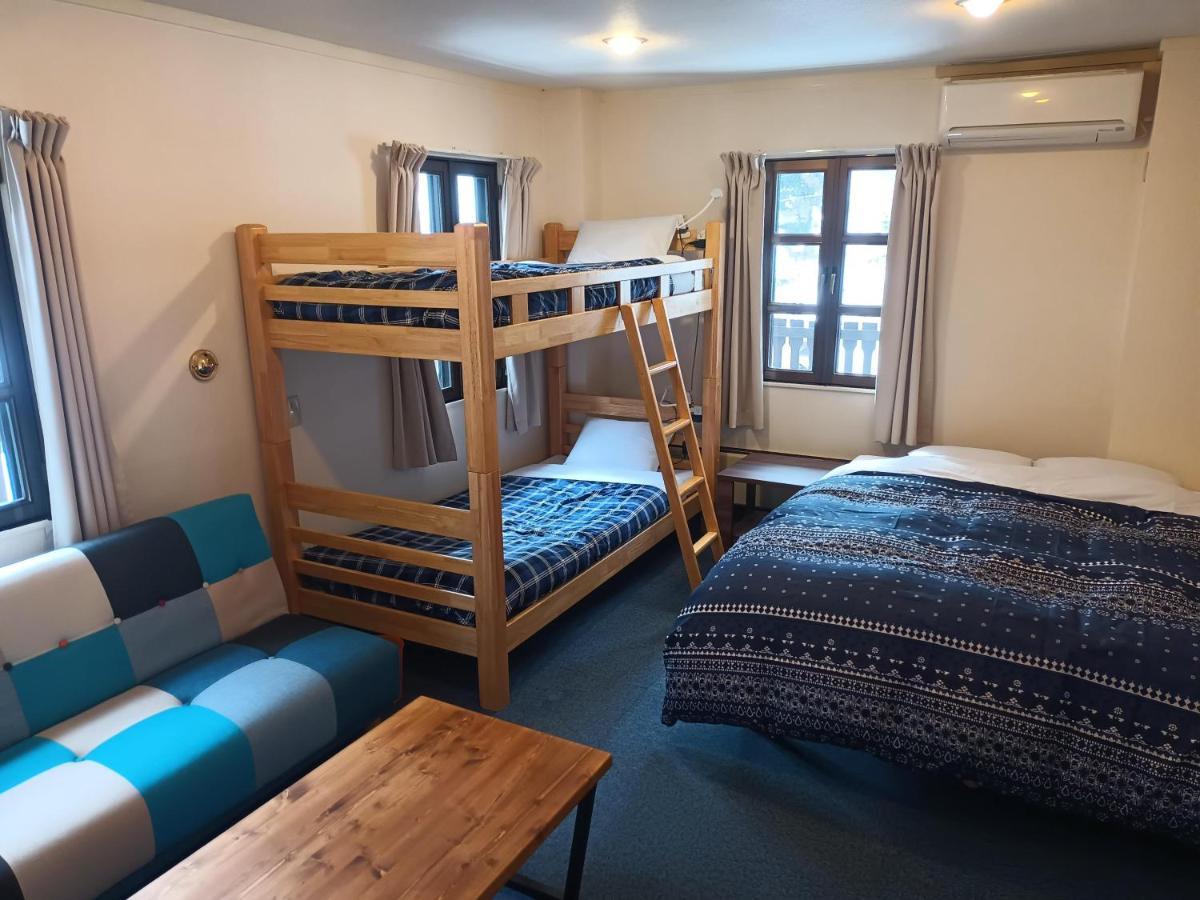 K'S House Hakuba Alps - Travelers Hostel Экстерьер фото